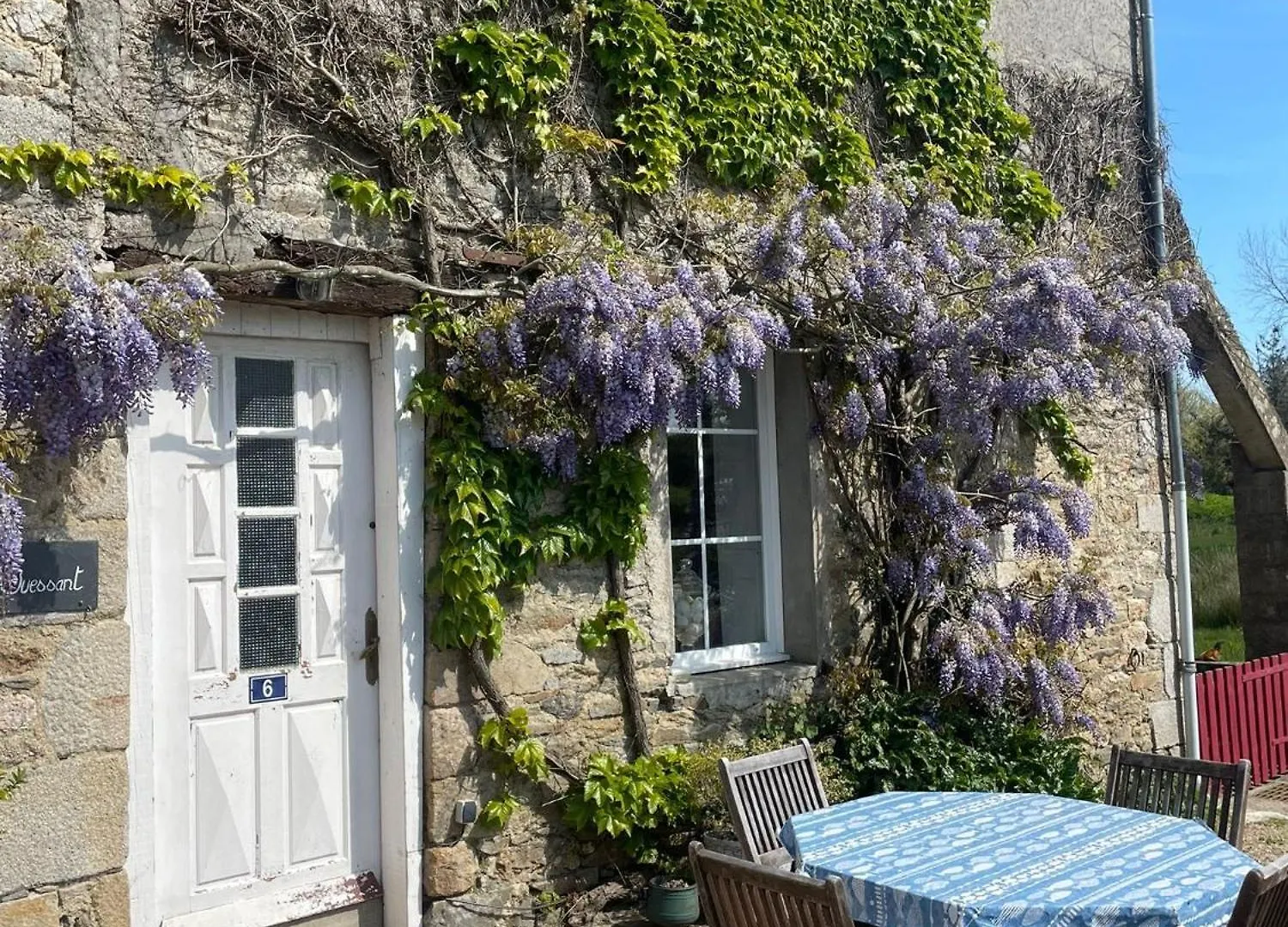 Plougoulm Cottage Ouessant In Kerellec